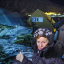 7. - 8. januar: Dronning Sonja besøker skredrammede på Svalbard. Foto: Heiko Junge / NTB scanpix